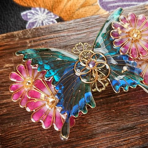 黒揚羽と合歓（ねむ）色の花バレッタ（hair ornaments of  butterfly and Albizia ） 