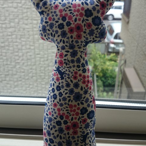 (ФωФ) 蹴りぐるみ ＊ネコのおもちゃ＊ 猫型 花×ブルー猫柄