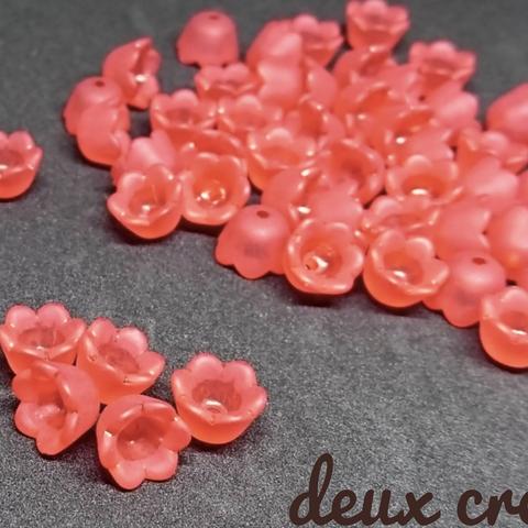 50個　10mm★すずらん　アクリルビーズ　～マット レッド