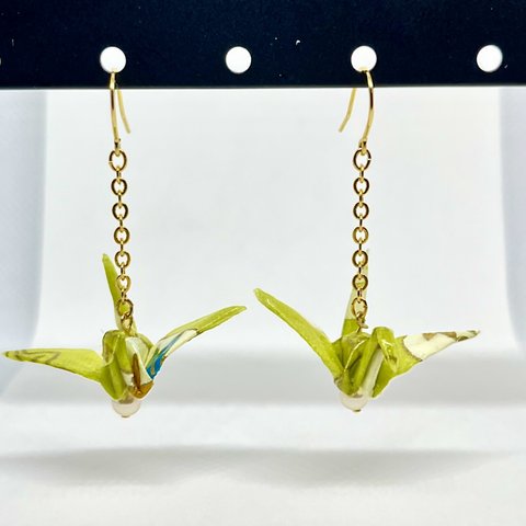 origami crane earrings  M   no.2  /  pearl パール　折り紙　ピアス　鶴　お土産　ギフト　gift souvenir 和服　和装　浴衣　着物　kimono 