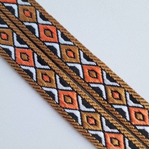 チロリアンテープ　刺繍リボン　レトロ