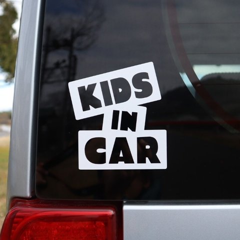 KIDS IN CAR カッティングステッカー　キッズインカー　車　子供　グッズ　アウトドア　キッズ