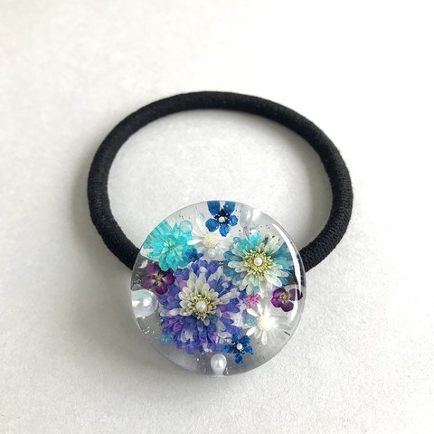 お花　ヘアゴム　ヘアアクセサリー　カリメロ　ボタニカル レジン