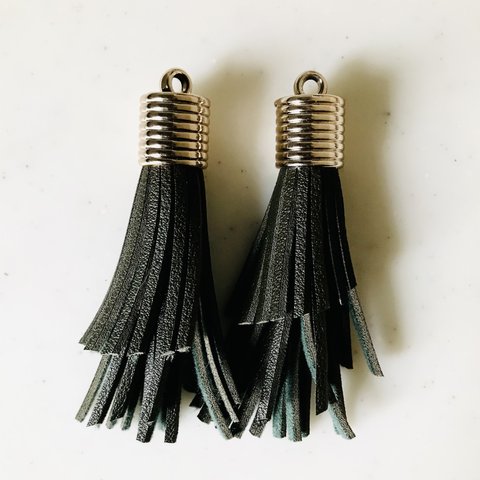 Dark Green Brown Different Length Leather Tassels