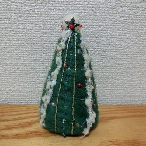 【送料無料】羊毛フェルト★キラキラクリスマスツリーマスコット