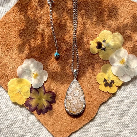  《silver925》 fossil coral ✼ flower pattern necklace ❃