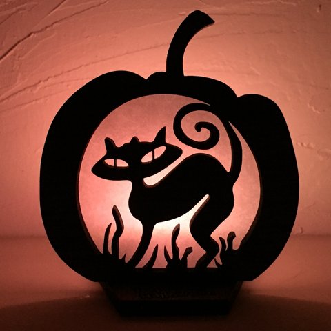 Halloweenかぼちゃランプ　『CAT』七色に変化するLEDキャンドル付き