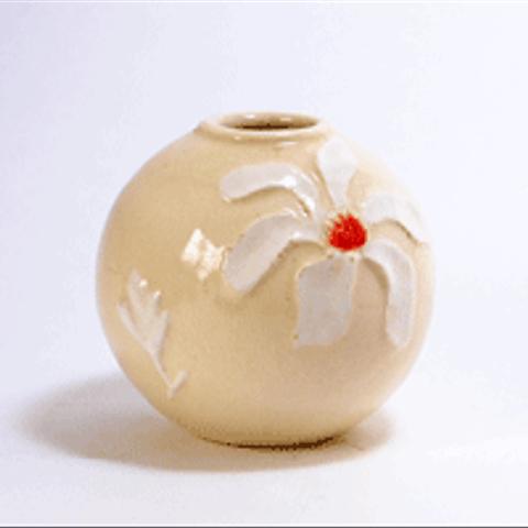 辛夷浮彫小花瓶