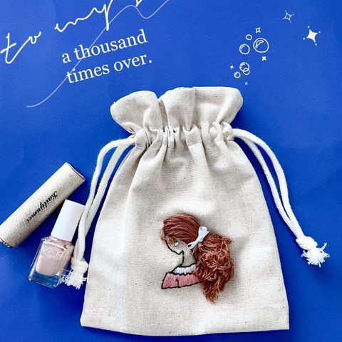ハンドメイド　女の子👧の立体刺繍の巾着袋