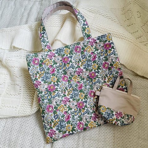 ミニフラットバック⭐︎LIBERTY FABRICS ハニーデュー タナローン