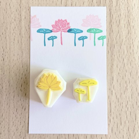 御朱印帳に！凛々しく咲く蓮の花はんこ