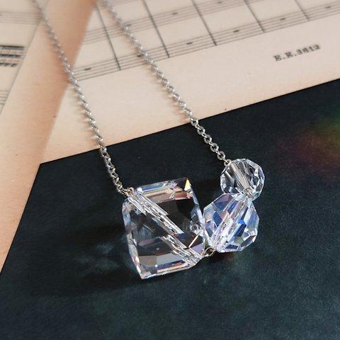 レア✳Round Bead・Dice Beadのネックレス／SWAROVSKI社製クリスタルガラス
