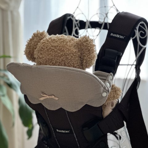 【再販】babybjorn☆ベビービョルンワン☆ワンカイエアー☆抱っこ紐カバー☆☆もくもくデザイン☆両面ダブルガーゼ☆グレージュ