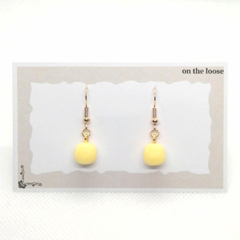 Cube earrings (Lemon Yellow)