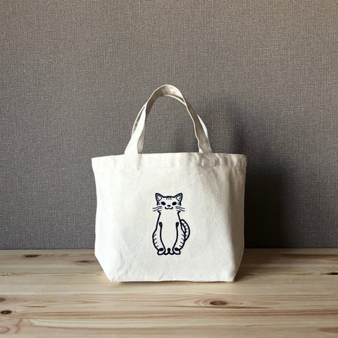 【とら】貓-nyaA- 刺繍 ミニトート　内ポケット付き　オーガニックコットン　ランチバッグ／お弁当バッグ