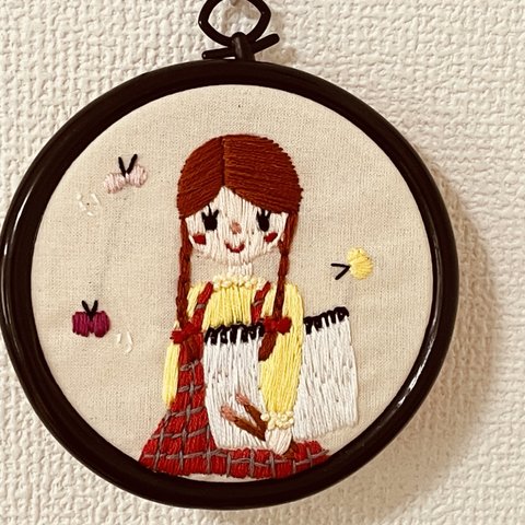 刺繍枠飾り　painting