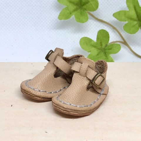 革細工 ストラップシューズ　一足　miniature sandals.