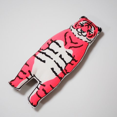 【受注制作】蛍光ピンクのトラさん　ヌイグルミ　ポケットサイズ