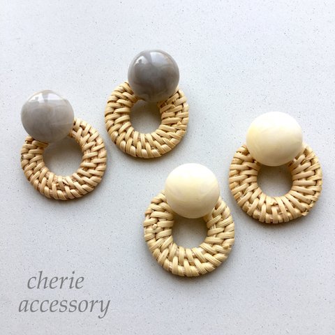 再入荷！earring♡マーブルカボションとラタンイヤリング