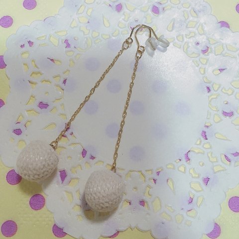 knit丸玉ロングチェーンフックピアス