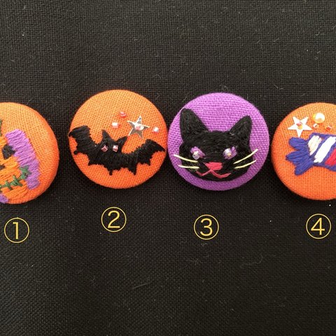 直径約3㎝ 刺繍の包みボタンヘアゴムorブローチ☆ハロウィンモチーフ