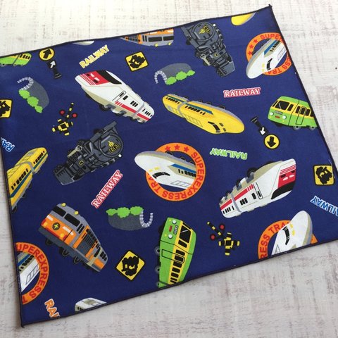 電車柄 ネイビー ランチョンマット　ランチマット園児用25×30 ☆入園入学☆