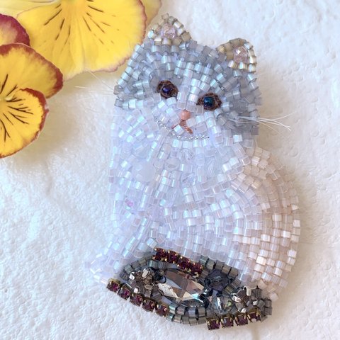 ラグドール　猫のビーズ刺繍