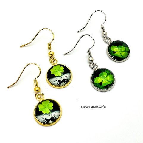 clover pierced earrings　クローバー　グリーン　緑　シンプル　四つ葉　葉　