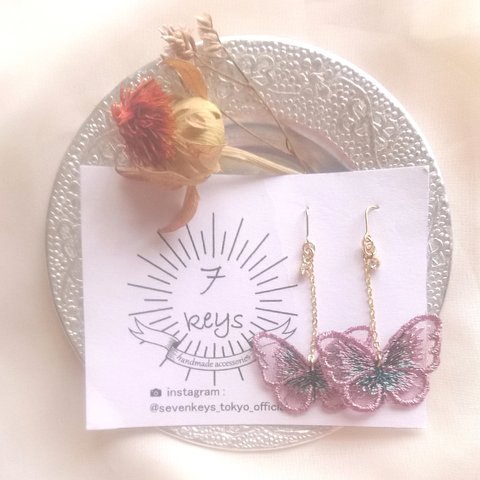 ♡再販②♡ vintage butterfly pierce オーガンジーのバタフライピアスorイヤリング (くすみピンク・ ニッケルフリー )