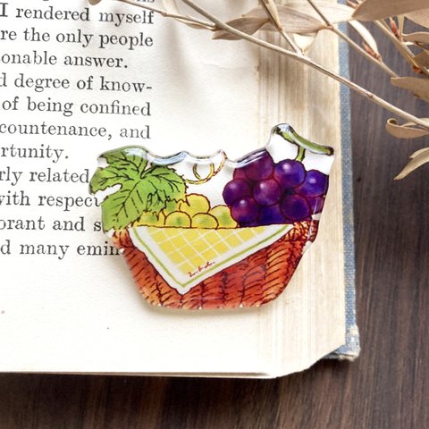 Grape basket brooch｜ぶどうバスケットブローチ〔秋のフルーツ〕
