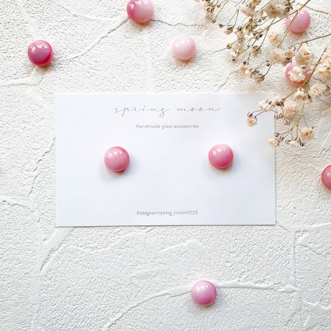 【再販】桜貝みたいな一粒ガラスピアス〜pink marble〜