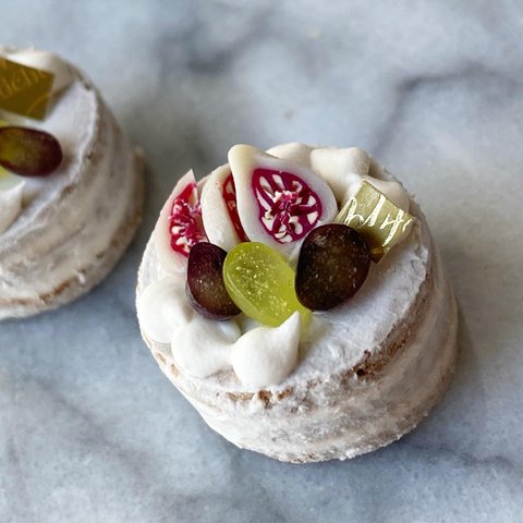 ミニチュア　無花果と葡萄のネイキッドケーキ