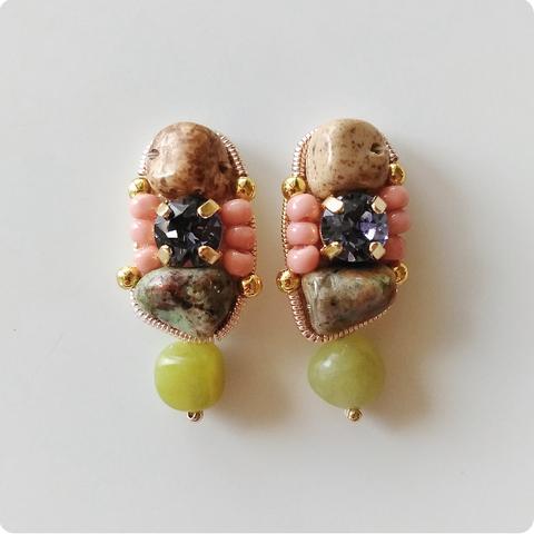 Swarovski<twilight blue> + Picture jasper + Green opal + Lemon jade + Brass beads＊【 Beige pink】＊