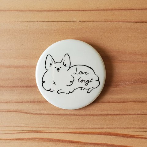 コーギーの缶バッジ［蓄光缶バッジ：Love Corgi］