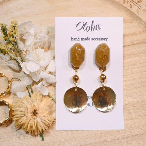 《送料無料》❀Olive stone earring