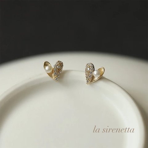 受注製作 ＊ asymmetry heart pierce