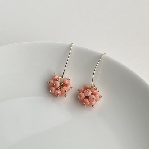 お花のようなピンク珊瑚のピアスorイヤリング