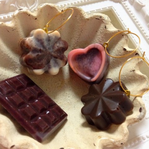 チョコっと ピアス ハートのピンクマーブル ”chocolate pierce” 