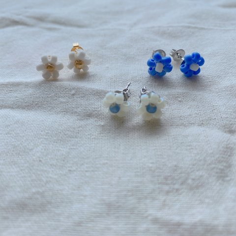 フラワーピアス