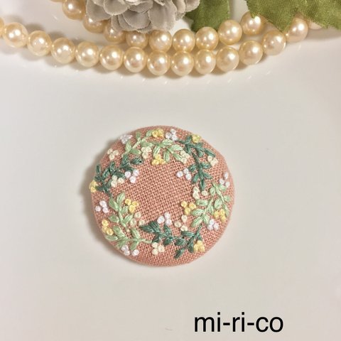 かすみ草の花刺繍 ブローチ／ヘアゴム