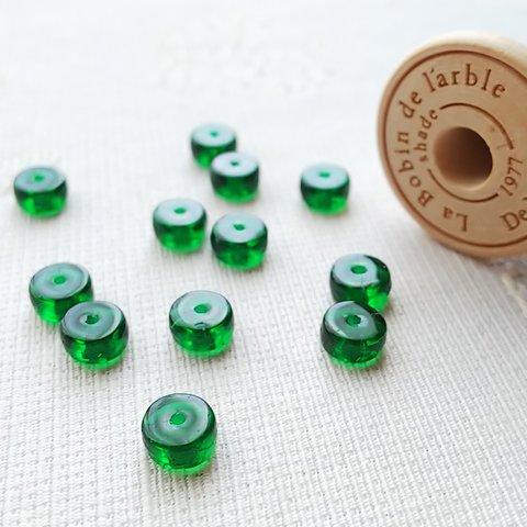 ころがる緑　チェコビーズ　3X6mm 12個