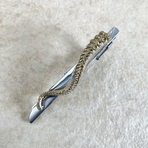 - Octopus leg - タイピン【silver gold】