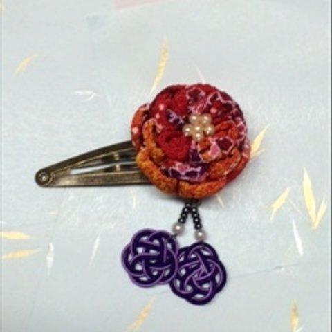 和風ヘアピン　 小梅がゆれる赤い花　(紫）