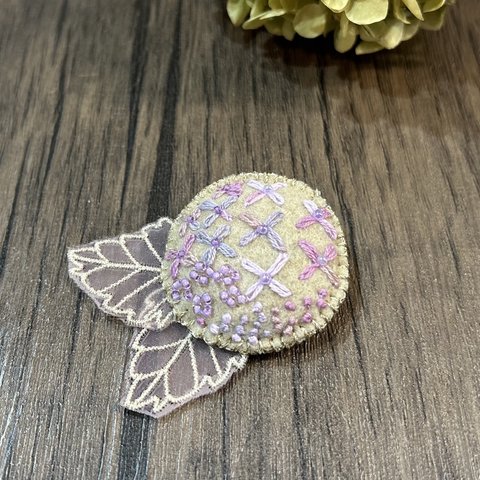 brooch 紫陽花
