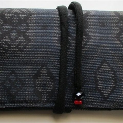 ６６１２　色大島紬で作った和風財布・ポーチ　＃送料無料