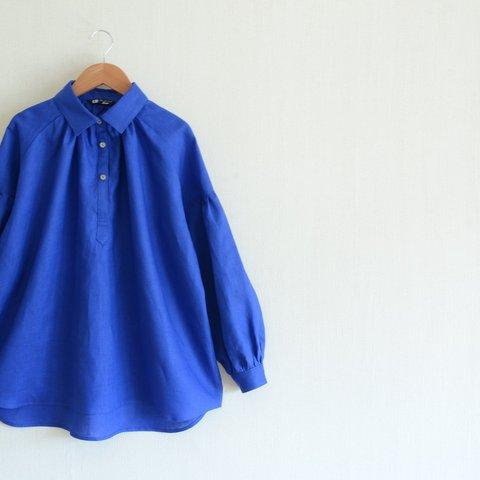 青のドロップショルダーシャツ　リネン100％　ロイヤルブルー
