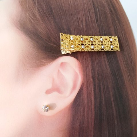 華やか★高見えヘアクリップ★クリスタル輝く透かしレースのヘアクリップ★（ゴールド）上品 大人 フォーマル おすすめ ギフト対応