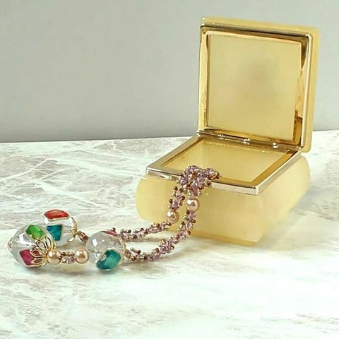 宝石箱のネックレス