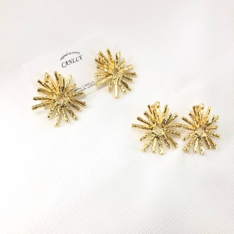 花火ピアス