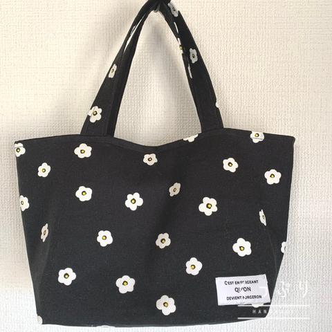 【1点物】黒花柄のハンドバッグ